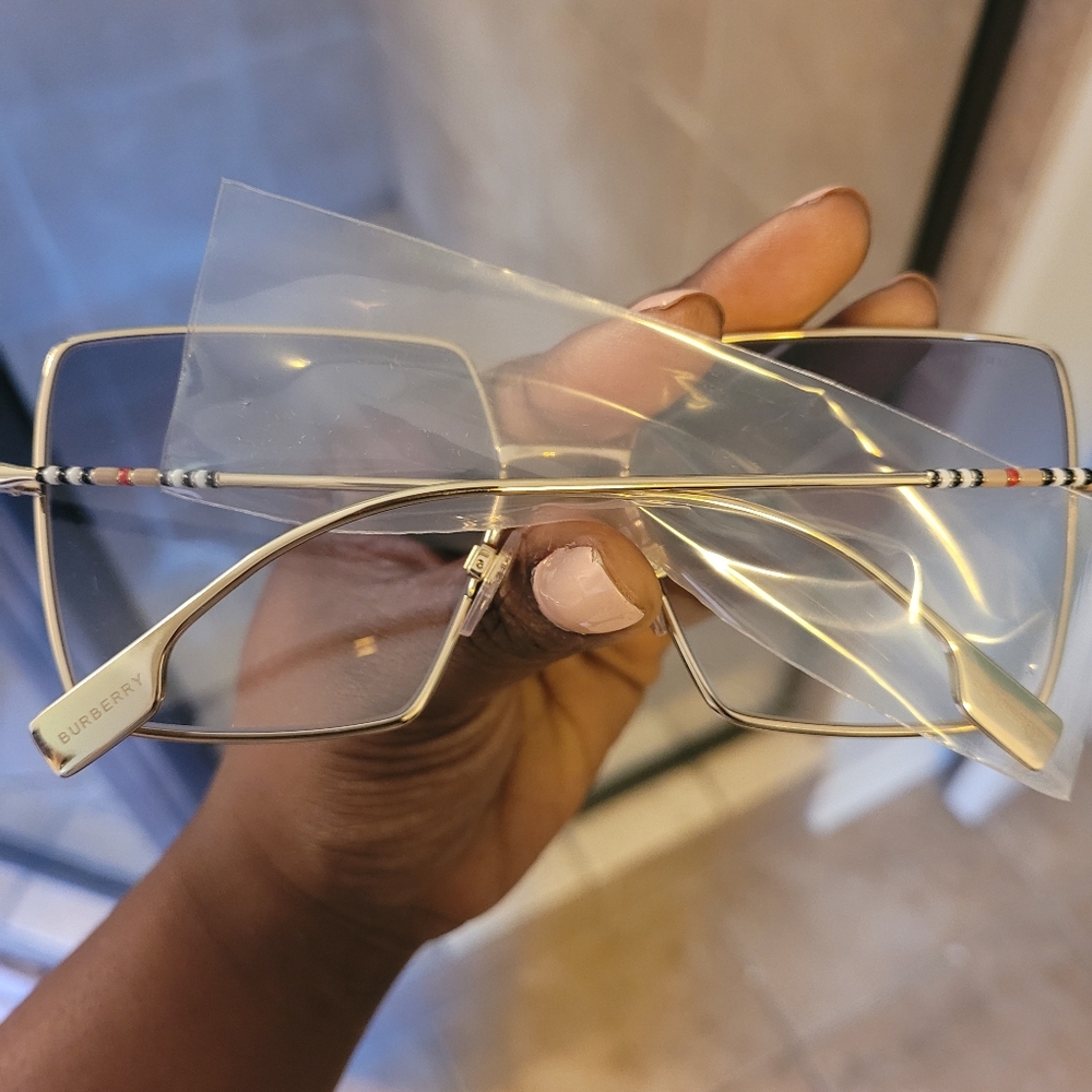 Burberry Shades